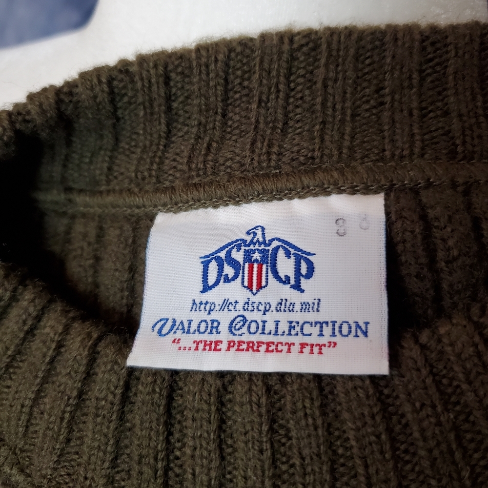 DSCP Sweater - Picture 4 of 5